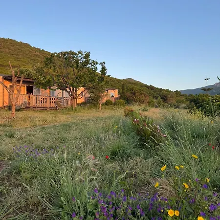 Vista Mare , Cap Corse مكان تخييم