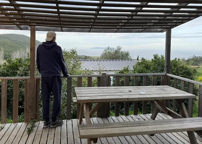 Vista Mare , Cap Corse אתר קמפינג