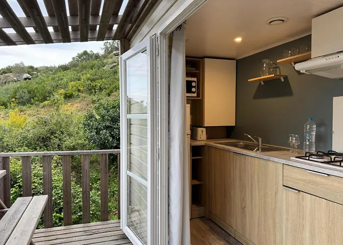 Vista Mare , Cap Corse אתר קמפינג *