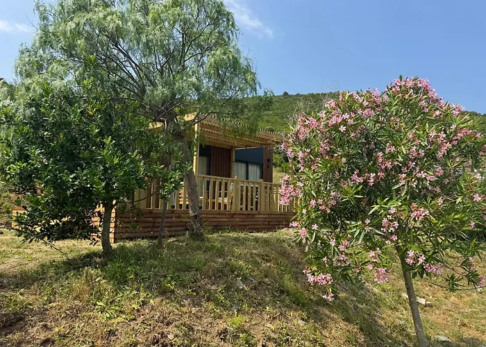 אתר קמפינג Vista Mare , Cap Corse Meria