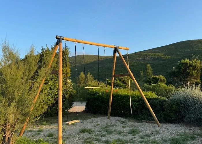 אתר קמפינג Vista Mare , Cap Corse *